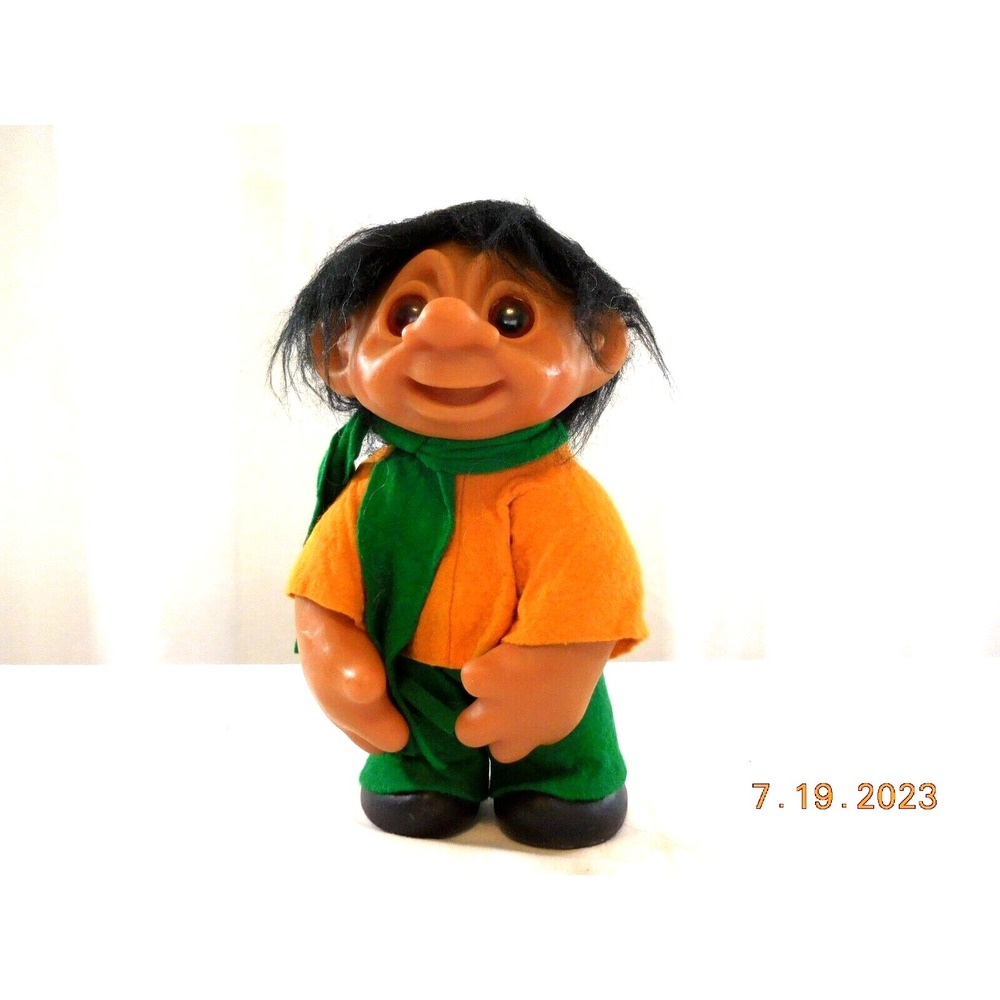 10" 1982 DAM BOY Black HAIR with‎ ORANGE SHIRT & Green PANT Yellow Hat nbr 243